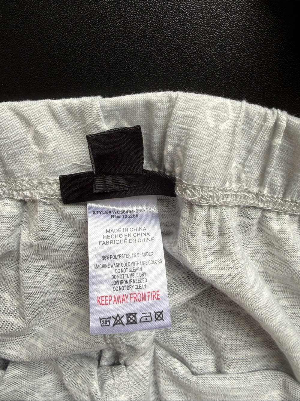 Tahari Women’s Pajama Pants Size S Small Gray Geometric Print Soft Sleepwear - Picture 7 of 10